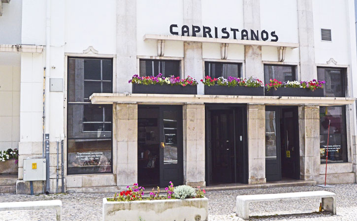 Capristanos facade in Caldas da Rainha