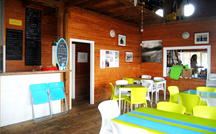 Escola de Vela da Lagoa, Foz do Arelho, área de refeições, Gocaldas, o teu Guia Turístico Local