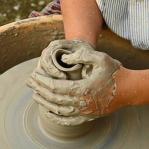 Team Building Caldas da Rainha Pottery - Silver GoCaldas Tourism Guide